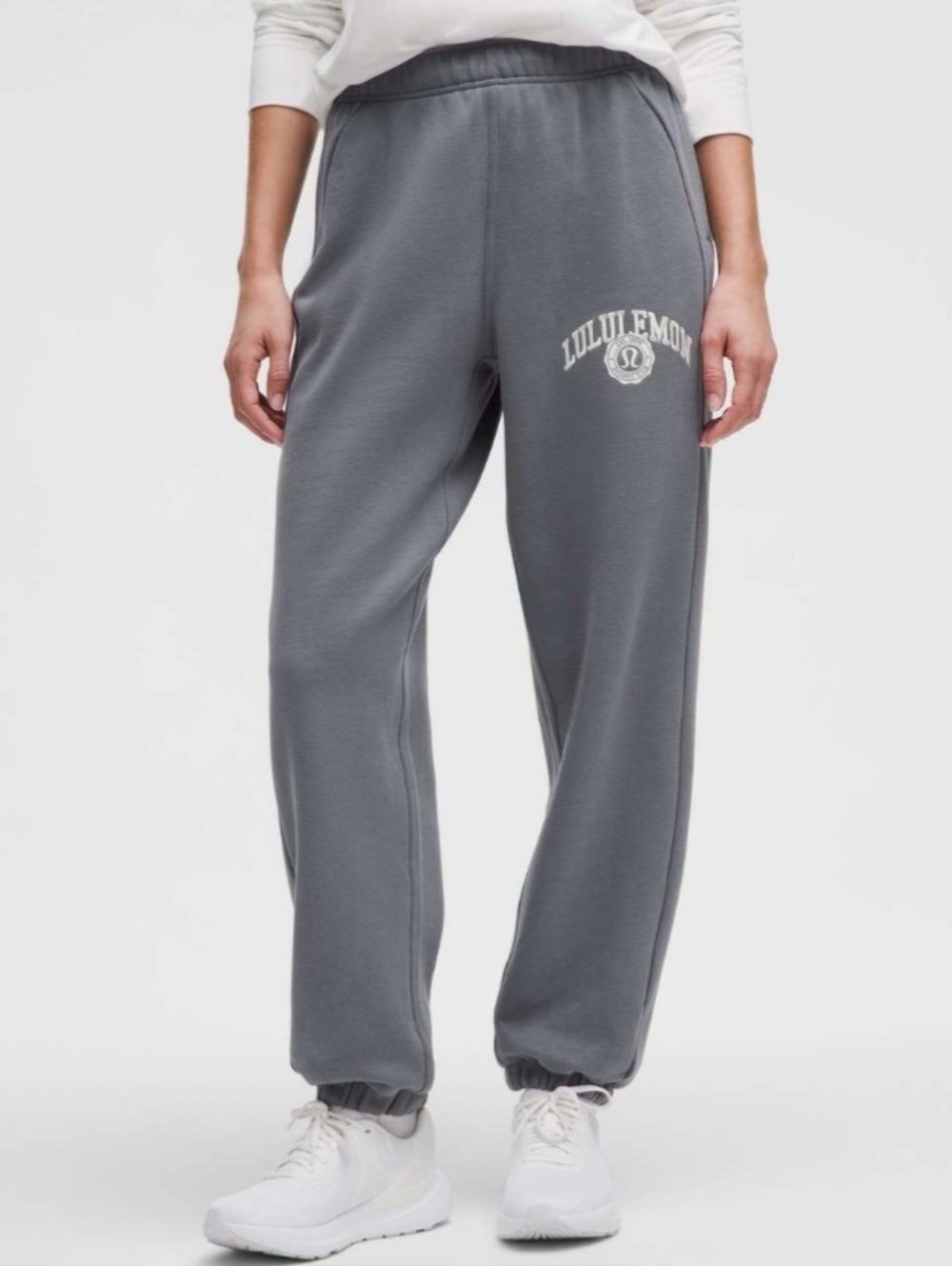 Lululemon Mid Rise Oversized Scuba Jogger w Logo Graphic, Solar Grey, Womens M